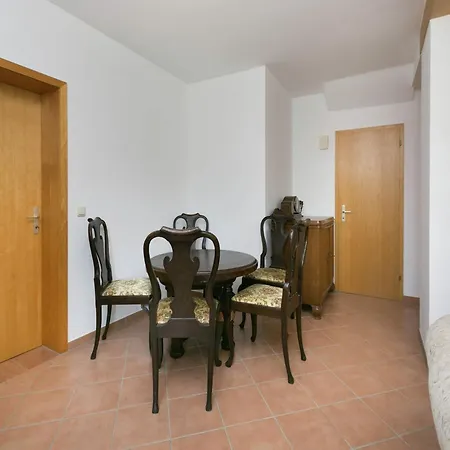 Appartement In Der Vulkaneifel *