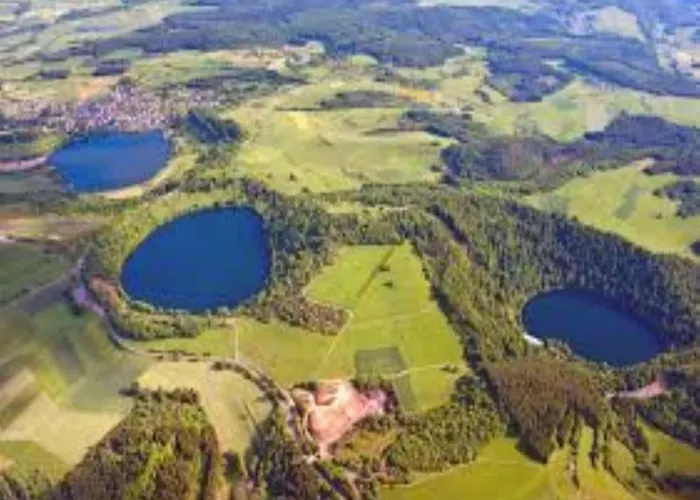 In Der Vulkaneifel 公寓 *